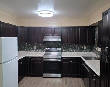 9629 Hadleigh Court - Photo Thumbnail 4