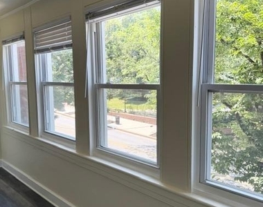 27 E Main Street - Photo Thumbnail 5