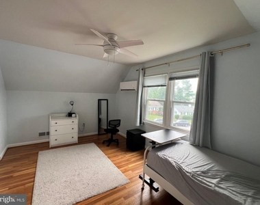 6017 Black Friars Circle - Photo Thumbnail 25