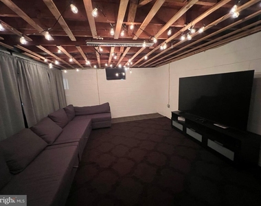 6017 Black Friars Circle - Photo Thumbnail 20