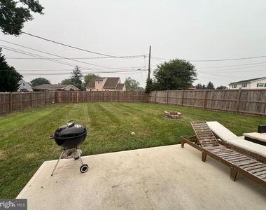 6017 Black Friars Circle - Photo Thumbnail 16