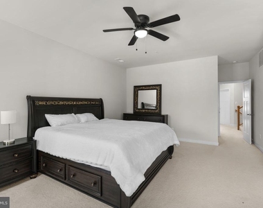 10706 Larkswood Street - Photo Thumbnail 18