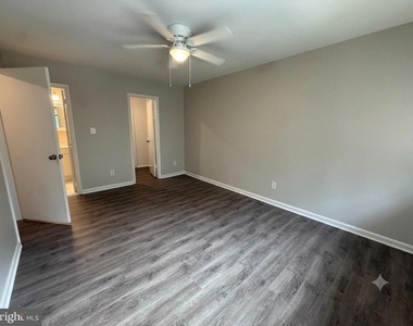 9984 Shoshone Way - Photo Thumbnail 11