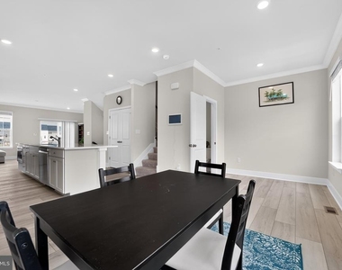 1808 Parham Way - Photo Thumbnail 11