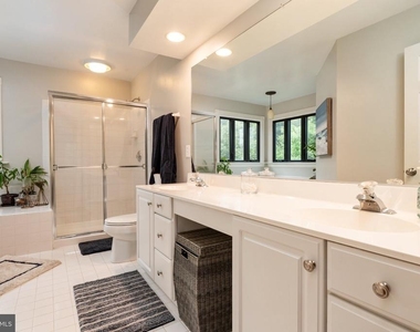 119 Fordham Drive - Photo Thumbnail 24