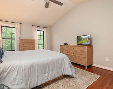 119 Fordham Drive - Photo Thumbnail 21