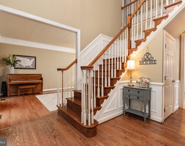 119 Fordham Drive - Photo Thumbnail 3