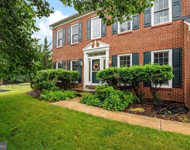 119 Fordham Drive - Photo Thumbnail 1