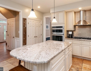 119 Fordham Drive - Photo Thumbnail 19