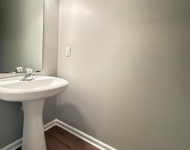 420 Cline Falls Drive - Photo Thumbnail 9