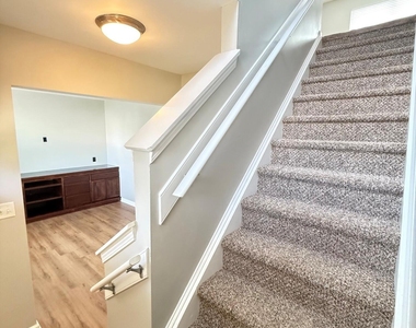 420 Cline Falls Drive - Photo Thumbnail 11