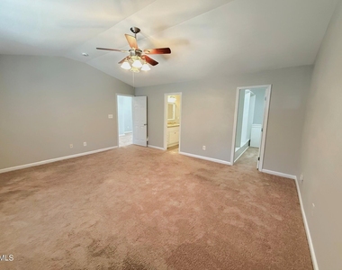 420 Cline Falls Drive - Photo Thumbnail 15