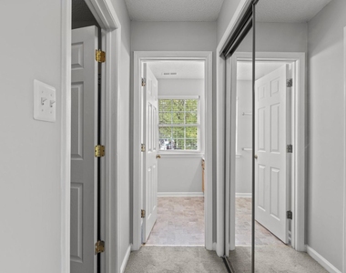 5316 Corinthian Way - Photo Thumbnail 20