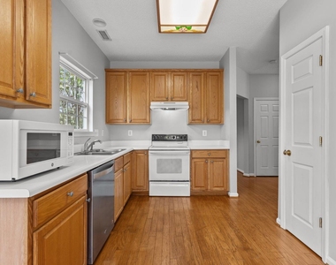 5316 Corinthian Way - Photo Thumbnail 12