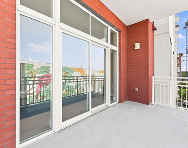 400 W North Street - Photo Thumbnail 59
