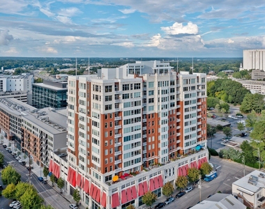 400 W North Street - Photo Thumbnail 18