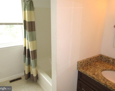 20 Doolin Bay Drive - Photo Thumbnail 24