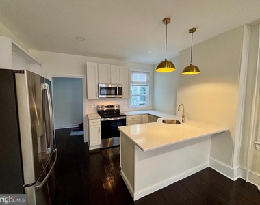 41 W 5th Street - Photo Thumbnail 1