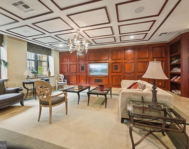 1111 25th Street Nw - Photo Thumbnail 2