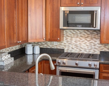 1417 Chapin Street Nw - Photo Thumbnail 4
