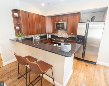 1417 Chapin Street Nw - Photo Thumbnail 5