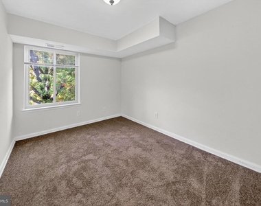 400 Taylor St Ne - Photo Thumbnail 10