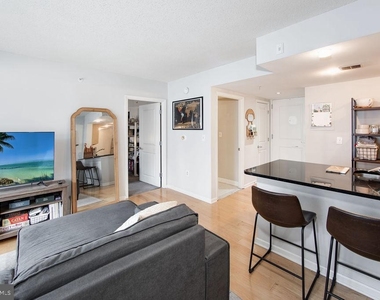 1225 13th Street Nw - Photo Thumbnail 3