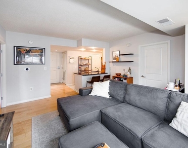 1225 13th Street Nw - Photo Thumbnail 4