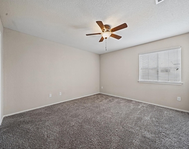 15417 Staked Plains Loop - Photo Thumbnail 25