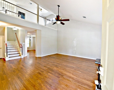 104 Mertz Ln - Photo Thumbnail 2