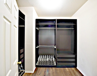 104 Mertz Ln - Photo Thumbnail 9