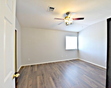 104 Mertz Ln - Photo Thumbnail 14