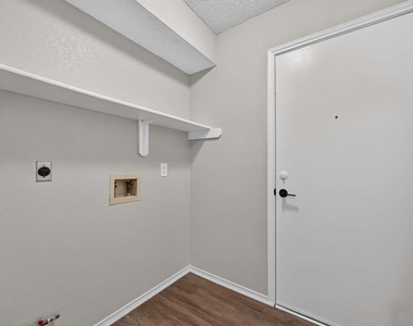 904 Nelson Ranch Rd - Photo Thumbnail 15