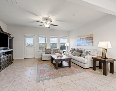 489 Shale Cir - Photo Thumbnail 12