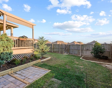 489 Shale Cir - Photo Thumbnail 23