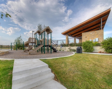 489 Shale Cir - Photo Thumbnail 37