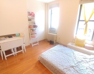 146 East Broadway - Photo Thumbnail 12
