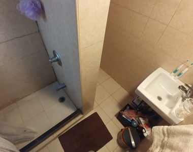 146 East Broadway - Photo Thumbnail 5