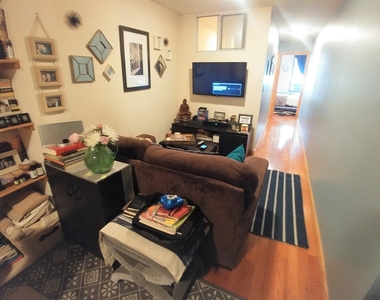 146 East Broadway - Photo Thumbnail 4