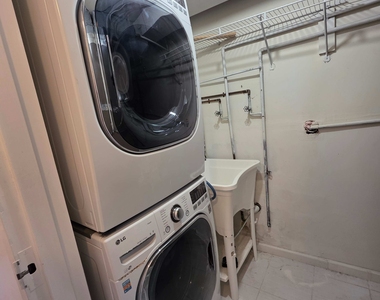 32 Joseph Lane - Photo Thumbnail 10