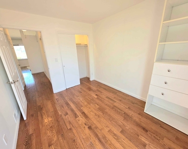 32 Joseph Lane - Photo Thumbnail 17