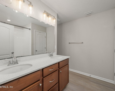 5132 Oak Bend Avenue - Photo Thumbnail 17