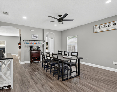 2038 Creekmont Drive - Photo Thumbnail 11
