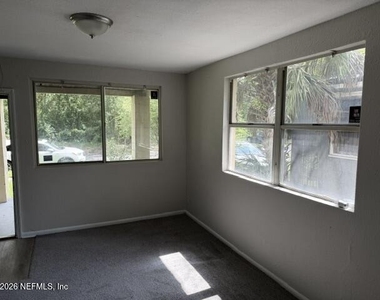 1593 W 21st Street - Photo Thumbnail 1