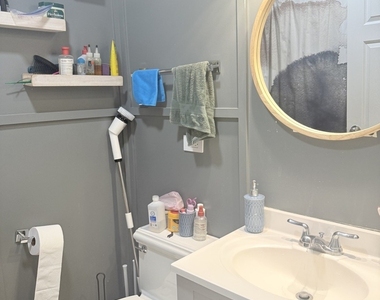 2501 W Touhy Avenue - Photo Thumbnail 7