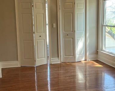 61 7th Avenue - Photo Thumbnail 7