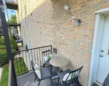 2025 W Erie Street - Photo Thumbnail 11