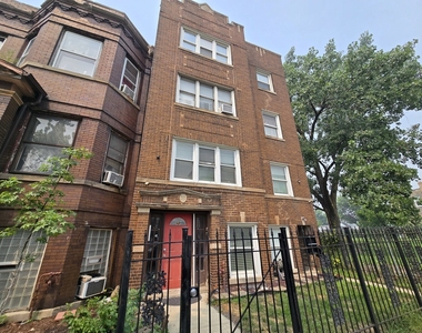 834 N Christiana Avenue - Photo Thumbnail 1