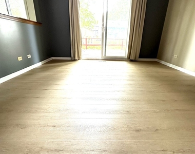 2303 Woodview Lane - Photo Thumbnail 19