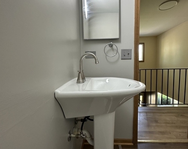 2303 Woodview Lane - Photo Thumbnail 9